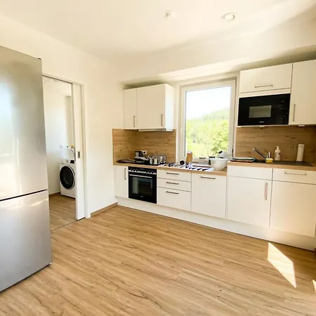 110 Lux Furnished Flat *
