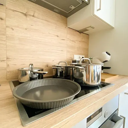 Apartment 110 Lux Furnished Flat